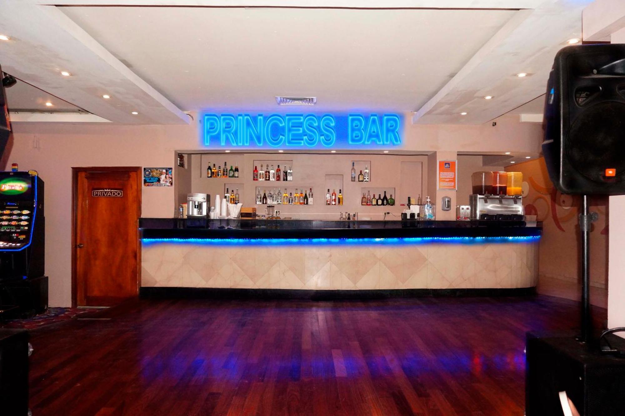 Princess Hotel And Casino Free Zone Corozal Bagian luar foto